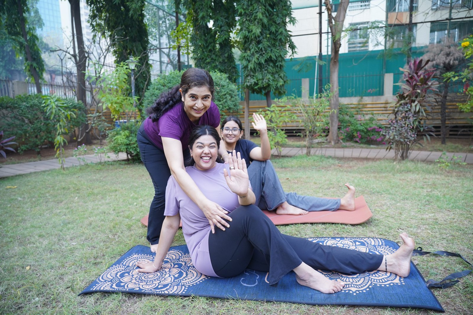 Sangeeta Yoga Teacher Desktop